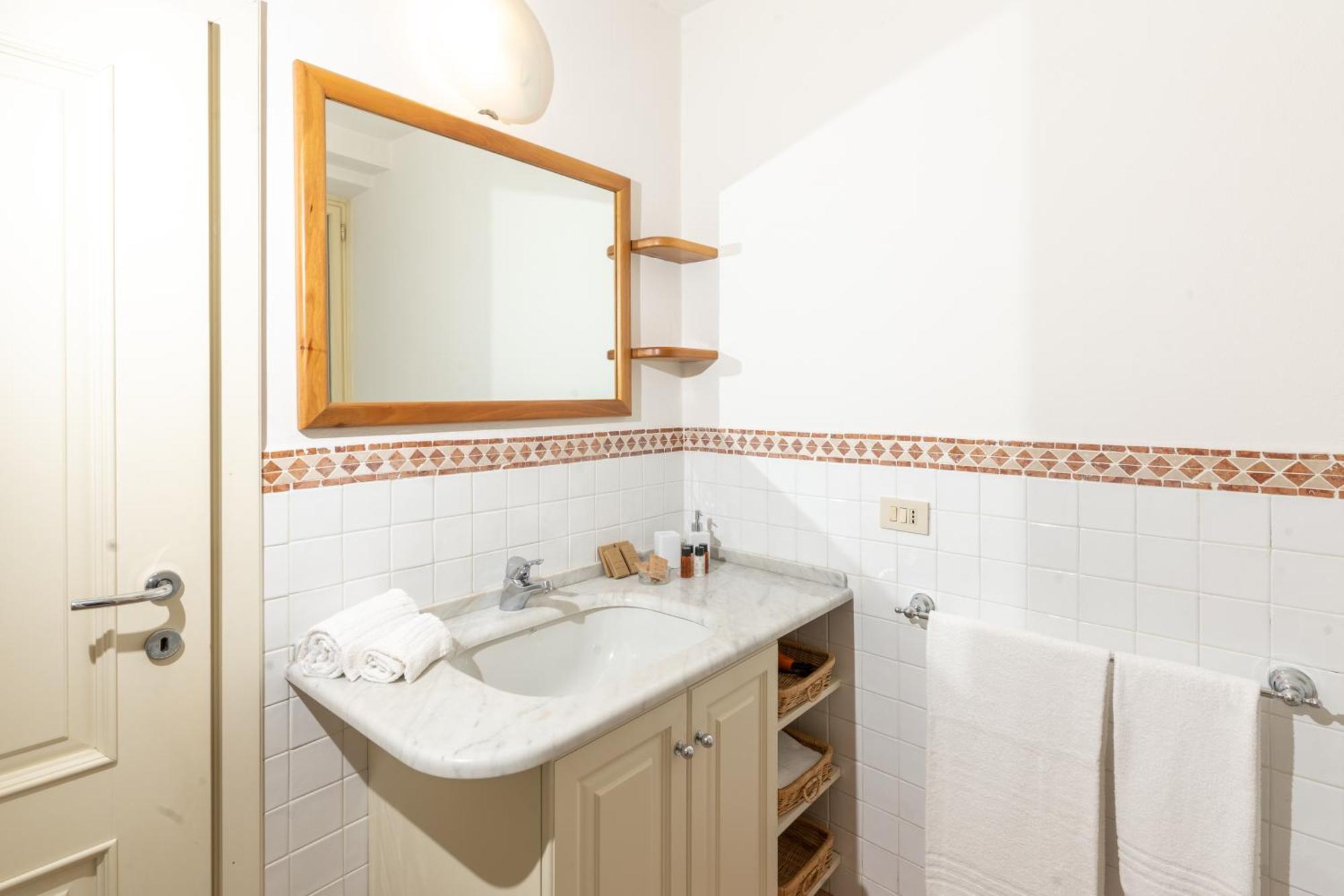 Il Gallo - Charming Apartment In Lucca Heart Lucques Extérieur photo