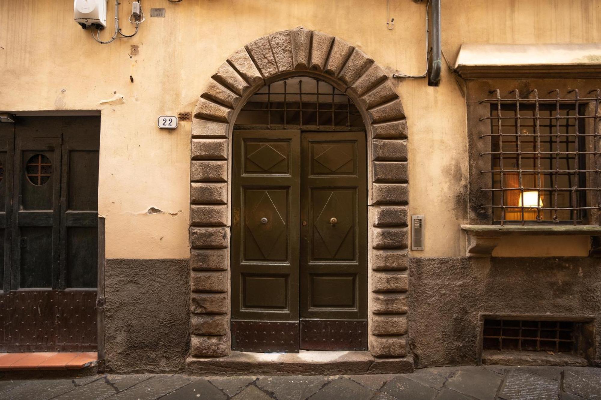 Il Gallo - Charming Apartment In Lucca Heart Lucques Extérieur photo